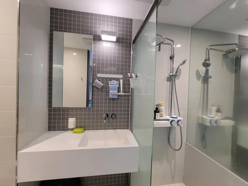 [Topyeong-dong, Seogwipo] Quiet healing camp hotel-style one-room in the forest area 17