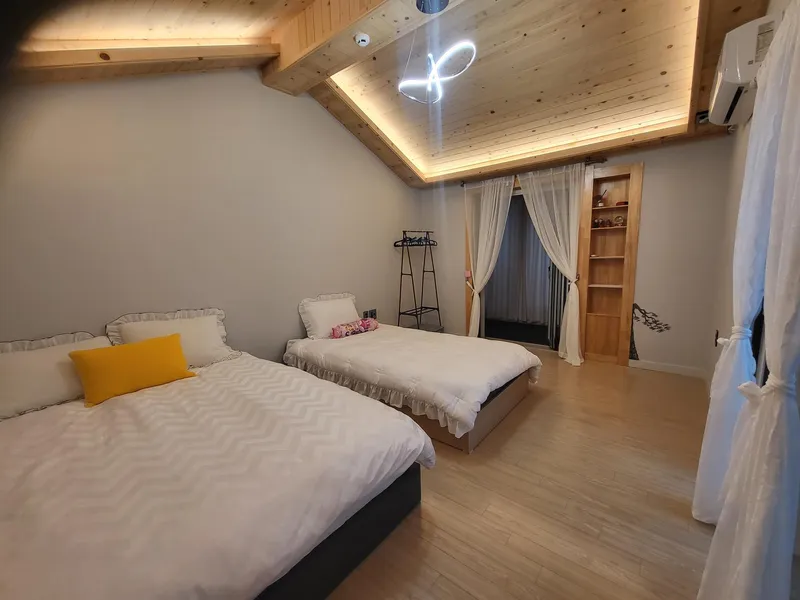 [Gujwa, Jeju] 500-pyeong flower yard independent pool villa better than swimming steam sauna Nakako front view #Cherry blossoms 15