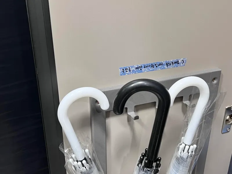 [Jung-gu, Daegu] 1 minute from Dongseong-ro/Full option/One room/Safe space/Netflix/Residence/ 62
