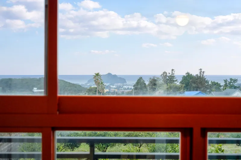 [Sanghyo-dong, Seogwipo] Separate one-room bed room A, 1st floor #Children welcome #Stone wall, tangerine orchard #Ocean, Hallasan view 9