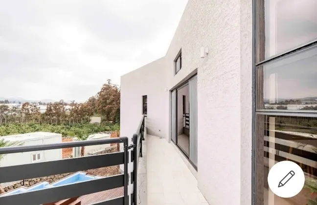 [Aewol, Jeju] A cozy, white-toned, three-room, two-story house with a private pool. 48