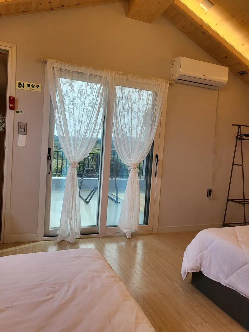 [Gujwa, Jeju] 500-pyeong flower yard independent pool villa better than swimming steam sauna Nakako front view #Cherry blossoms 24