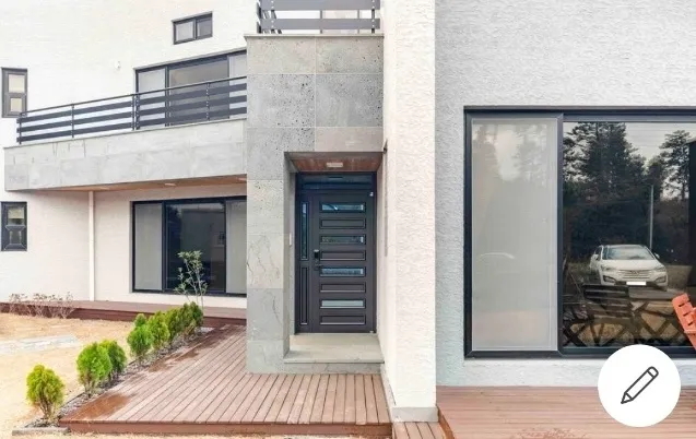 [Aewol, Jeju] A cozy, white-toned, three-room, two-story house with a private pool. 70