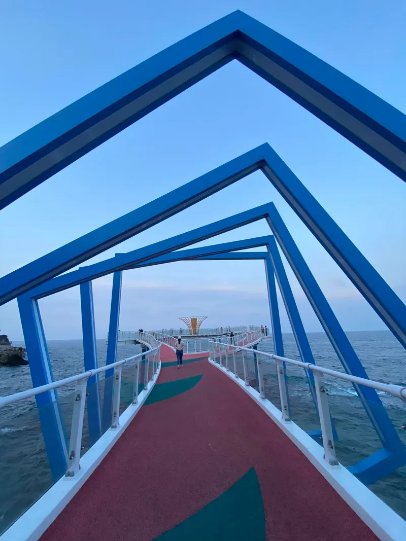 [Donghae] Emotional accommodation near Mukho Port with a view of the vast sea 20