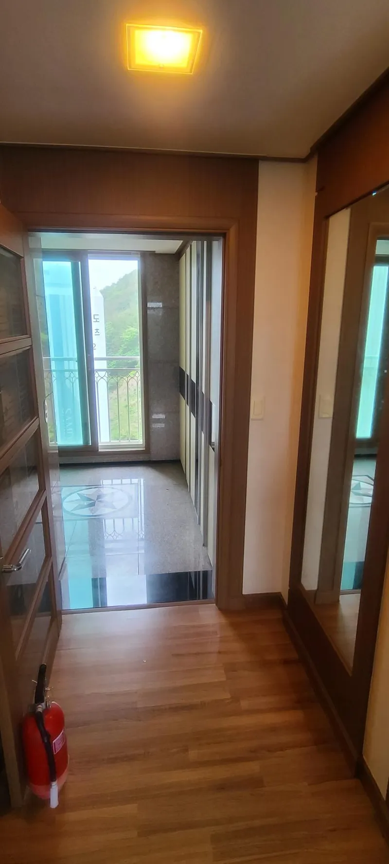[Geoje] A small trip in everyday life, a 34-pyeong apartment that presents a special day. 12