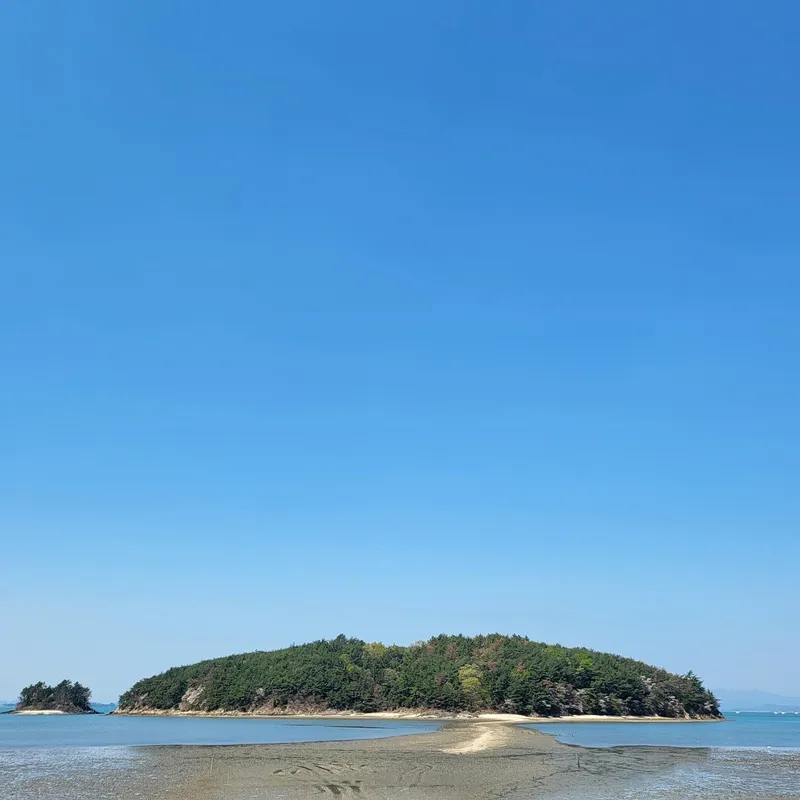 [전남 여수][섬섬 여수] 창 아래 요트계류장#확 트인 오션뷰#하늘, 바다를 한눈에 30