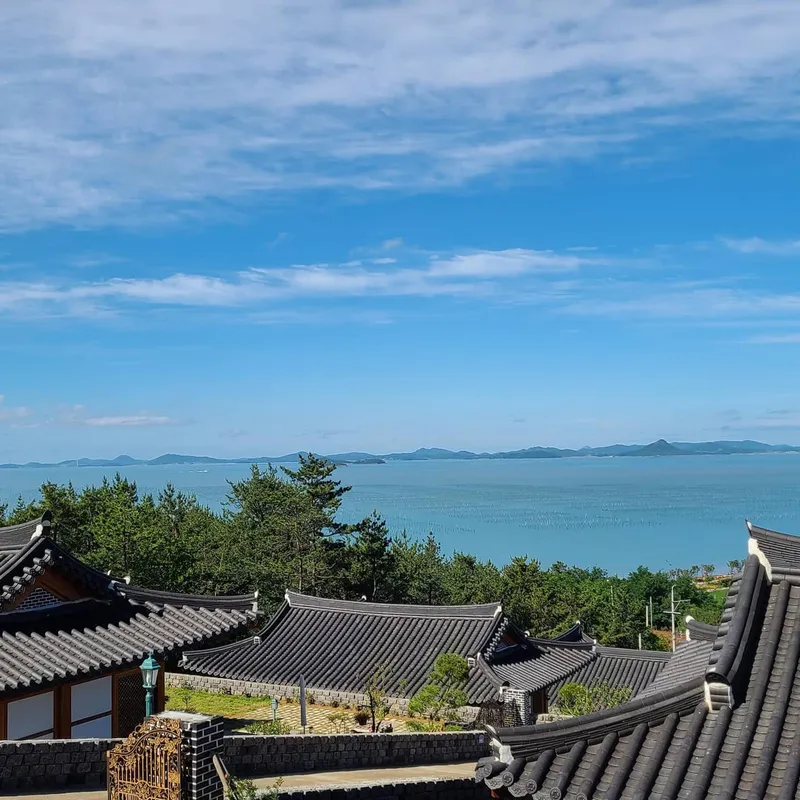 [전남 신안] 노을지는 바다와 천사대교 야경을 볼 수있는 오션뷰 한옥민박 2