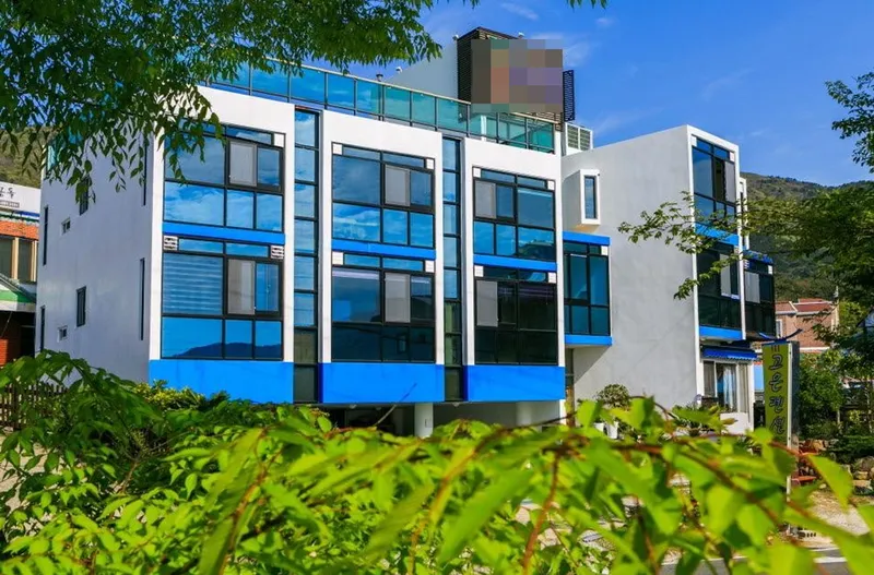 [Geoje] Hwangwha 203 right in front of Mongdol Beach 9