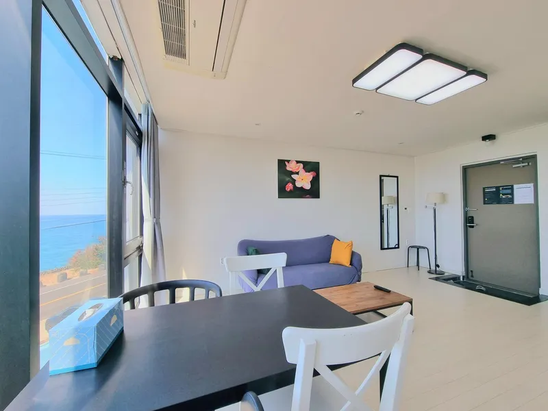 [Aewol, Jeju] Ocean view/Modern style detached one-room. 2nd floor, R type. 6