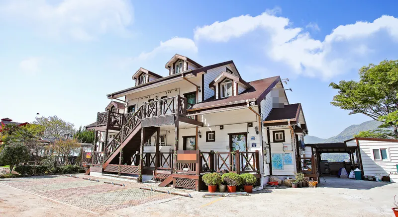 [경남 거제] 전객실 오션뷰 야외테라스가 있는 복층패밀리룸 4인실 B 19