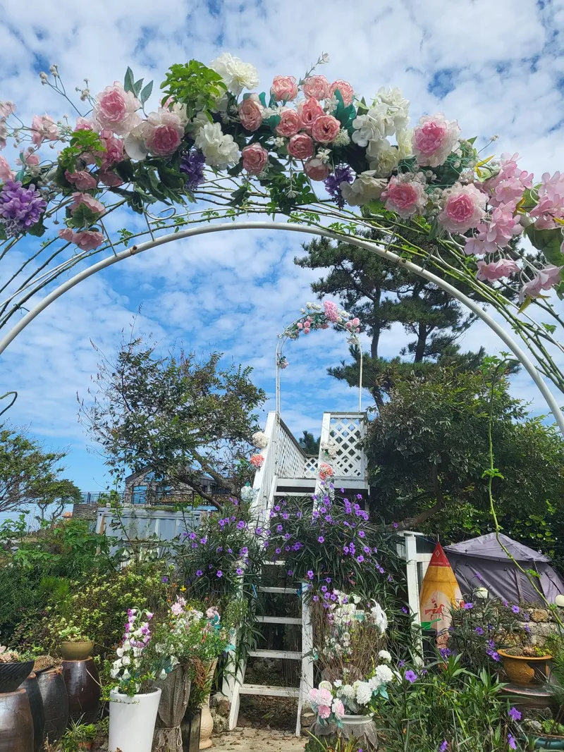 [제주 구좌] 500평 정원 독채바베큐와 불멍 찜질사우나가코앞 #동백 30