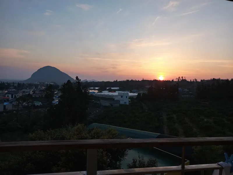 [서귀포 안덕] 바다뷰. 산방산뷰 안덕계곡 맞은편 조용한 빌라_3층 18