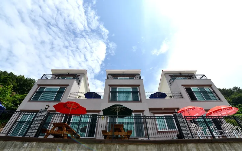 [Geoje] Panoramic Ocean View Room 103 in Chilcheondo Island, Geoje Island 11