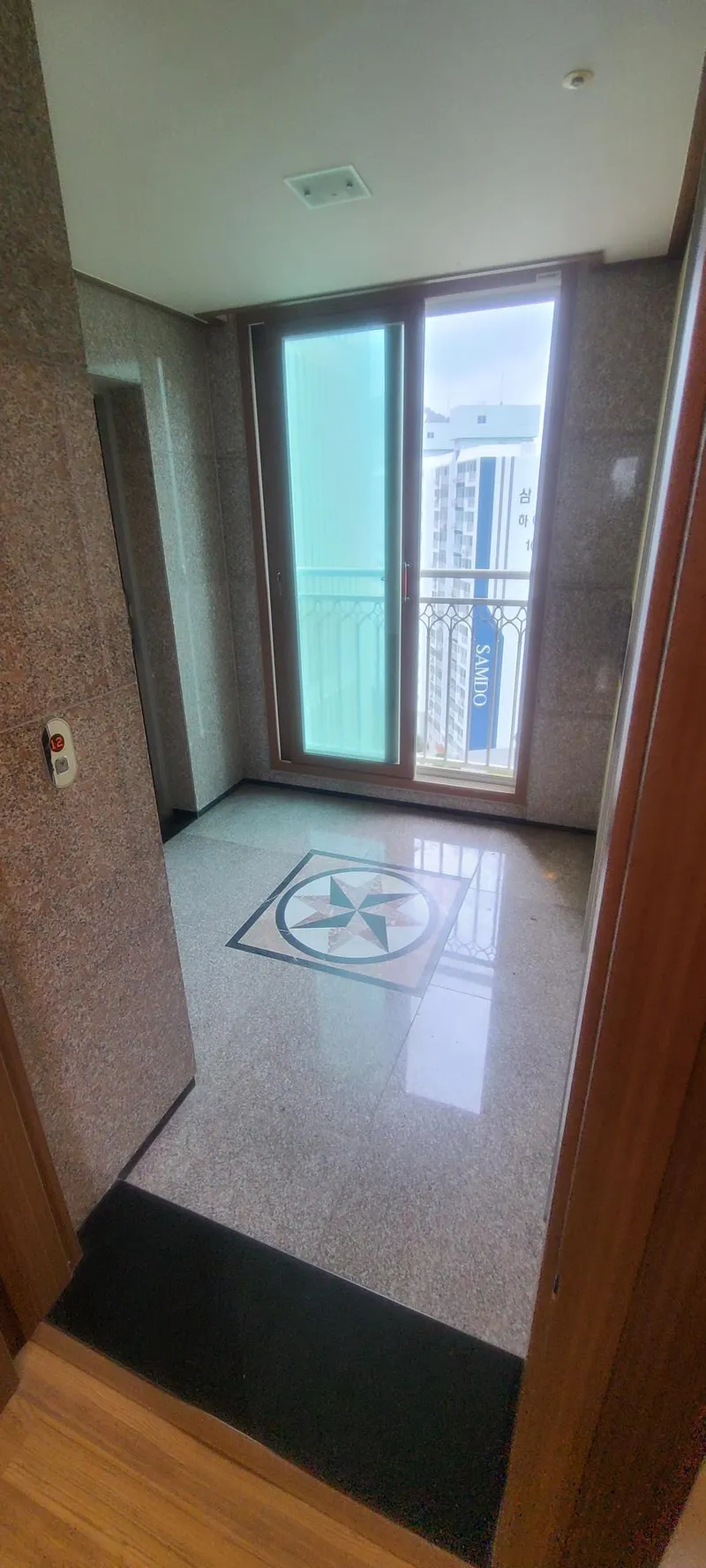 [Geoje] A small trip in everyday life, a 34-pyeong apartment that presents a special day. 13