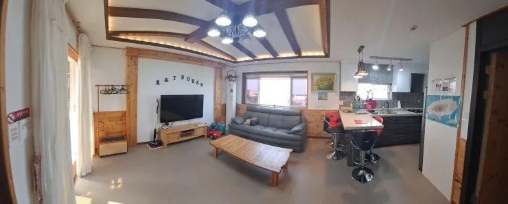 [Haean-dong, Jeju] A cozy family kids' private pension (duplex) that only I want to know about, with easy access to all four directions near the airport 17