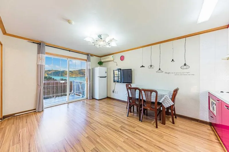 [Geoje] 3 minutes by car from Oedo Cruise Ship Terminal, 4-person Ocean View Maru #For One Week Stay Only 8