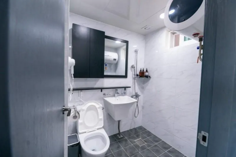 [Geoje] One-room apartment #202 within 5 minutes walk from Heukjinju Mongdol Beach 7