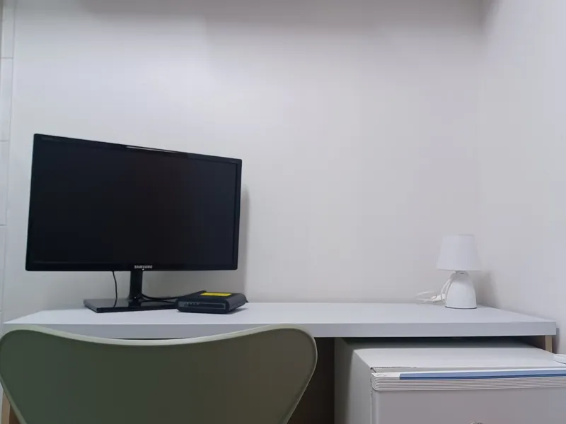 [Seocho, Seoul][Gangnam] Overwhelming location! 3 minutes from the station, large window, private bathroom 8 5