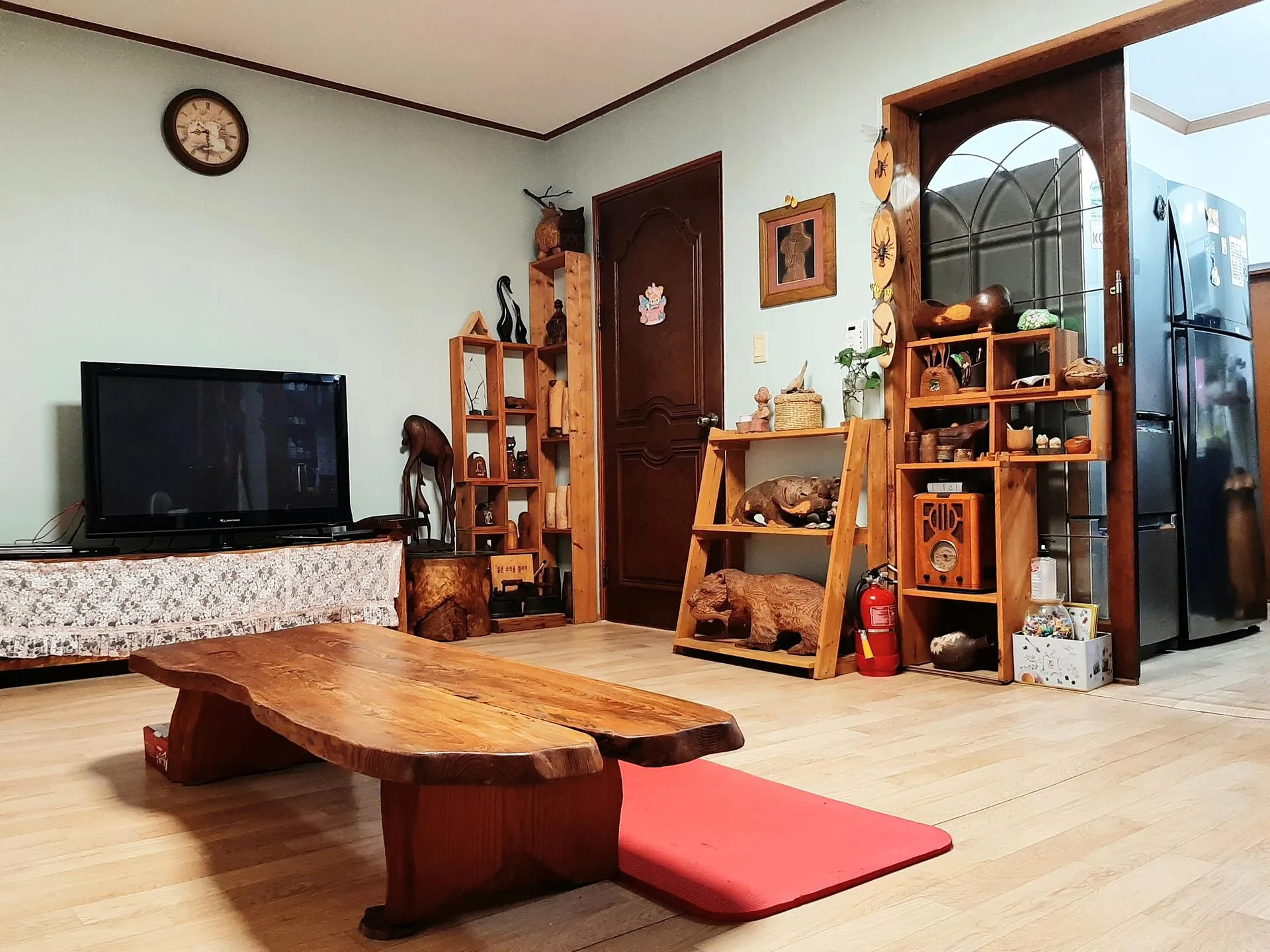 Ibam-dong Forest Two-Bedroom House
