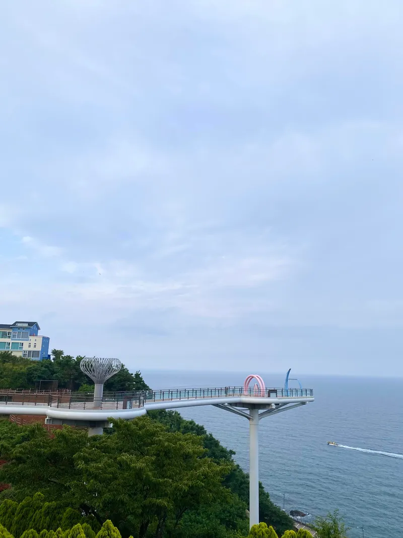 [Donghae] Emotional accommodation near Mukho Port with a view of the vast sea 18