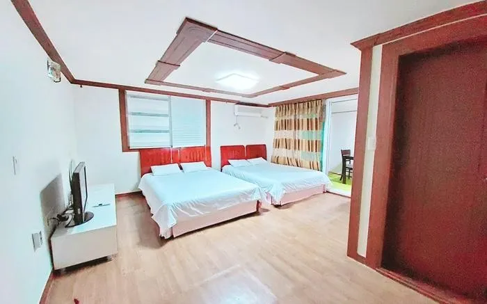 [경남 거제] 4인실 오션뷰 펜션 #애견동반가능 205호 #노래방무료이용 7