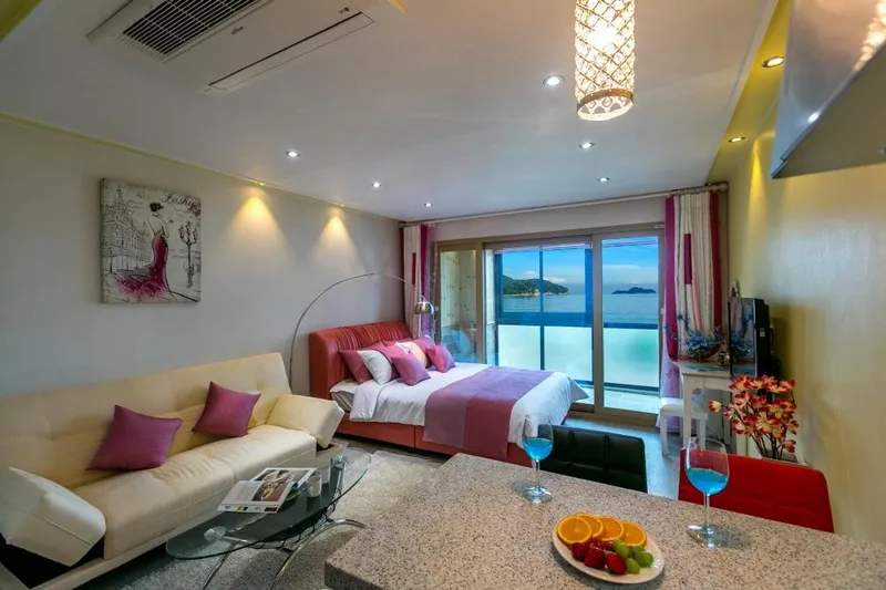 [Geoje] Ocean view Hwanghwa 202 right in front of Mongdol Beach 2