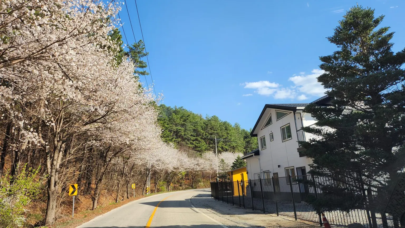 京畿杨平 湖景疗愈屋1楼 - main image
