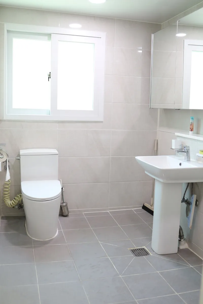 [Guro, Seoul] Spacious and bright house in the immediate vicinity of Gaebong Station 33