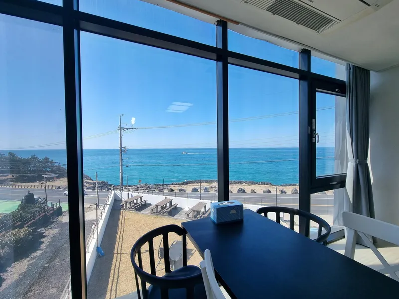 [Aewol, Jeju] Ocean view/Modern style detached one-room. 2nd floor, R type. 5