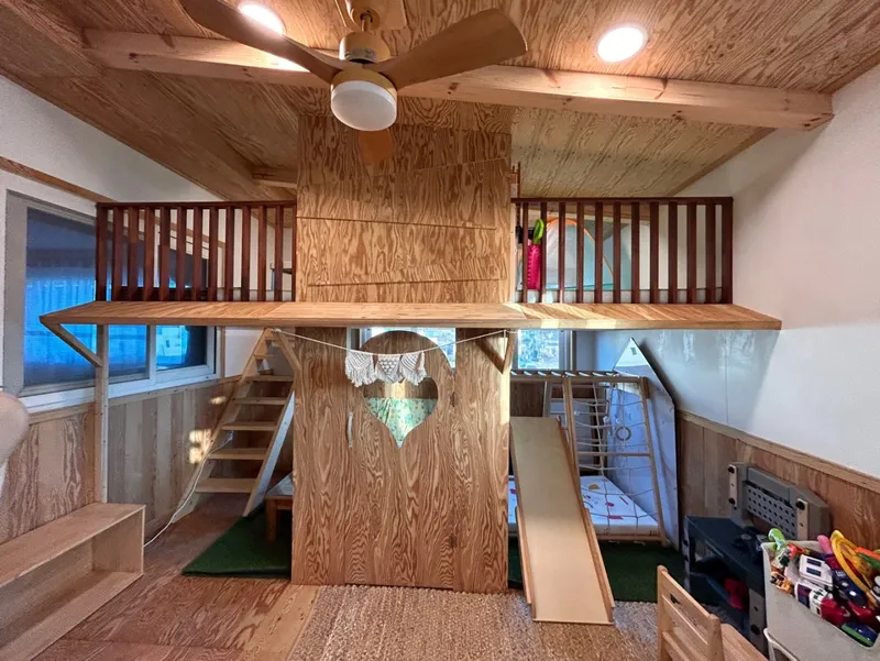 [Andeok, Seogwipo] #5 rooms #3 bathrooms #1 playroom Sanbangsan view large family house 37