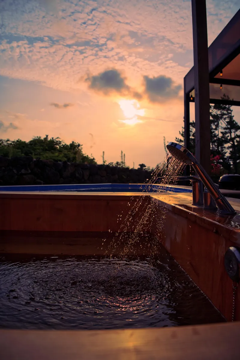 [Hallim, Jeju] Moonbeam B-dong #Two-room duplex #Independent pension #Outdoor swimming pool #Jacuzzi 40