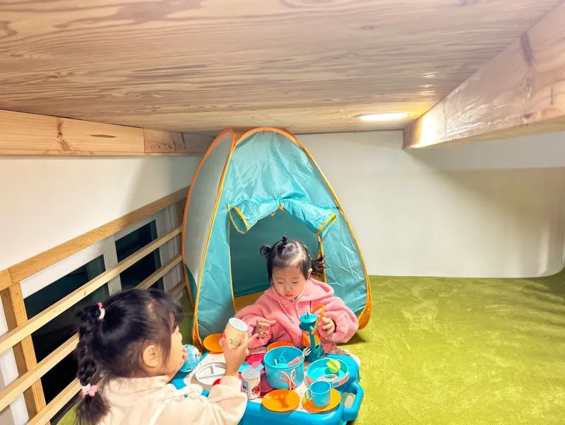[Andeok, Seogwipo] #5 rooms #3 bathrooms #1 playroom Sanbangsan view large family house 35