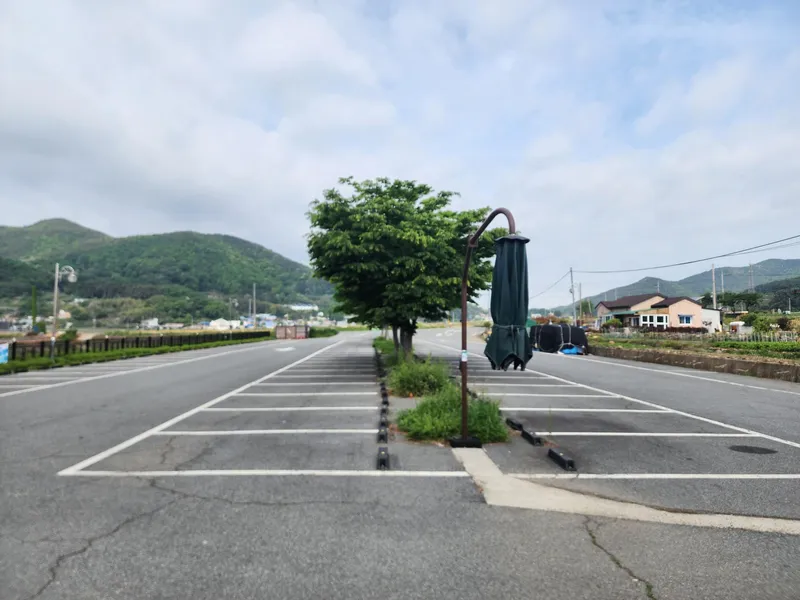 [경남 남해] 바다뷰 가족들의 힐링공간...집 앞에는 해수욕장과 캠핑장까지! 22