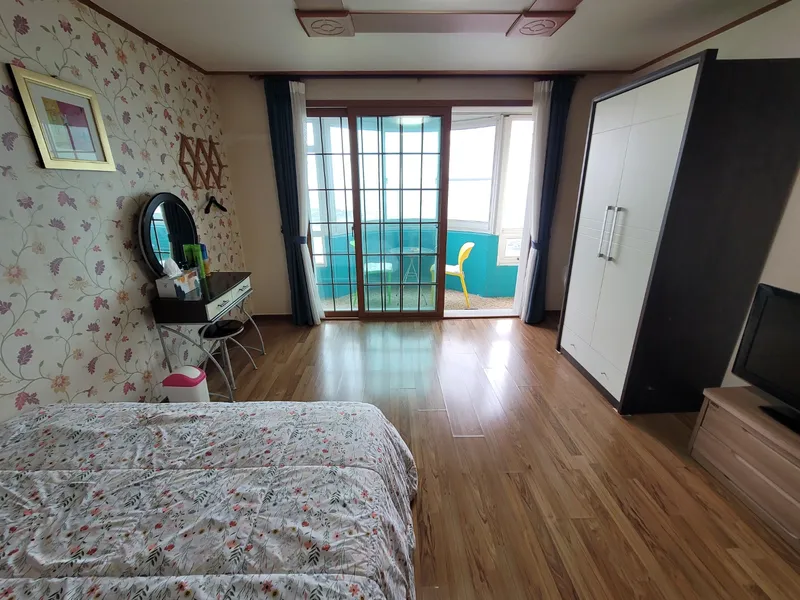 [Yongdam 3-dong, Jeju] One-room, 2-person pension Ocean View D within 10 minutes by car from Jeju Airport 4