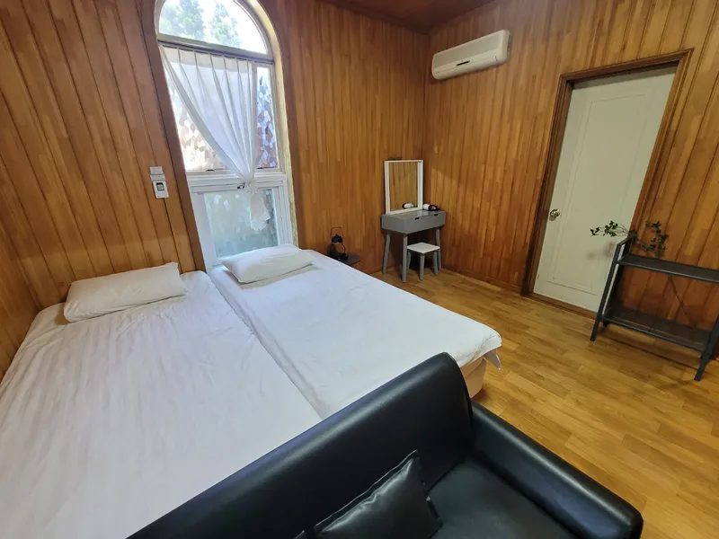 [제주 구좌] 비자림/유명 관광지가 많은 펜션 원룸 B-1 5