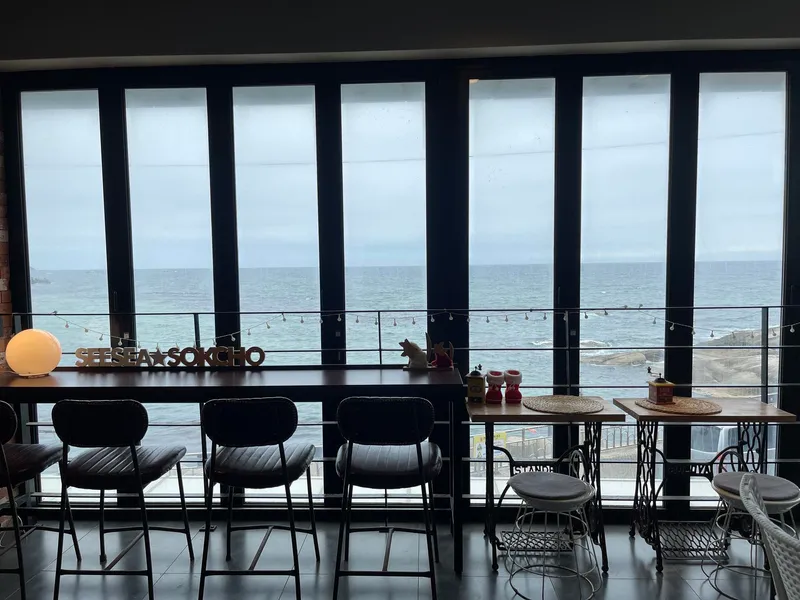 [Sokcho] Afternoon tea at an ocean view accommodation right below the lighthouse observatory 17