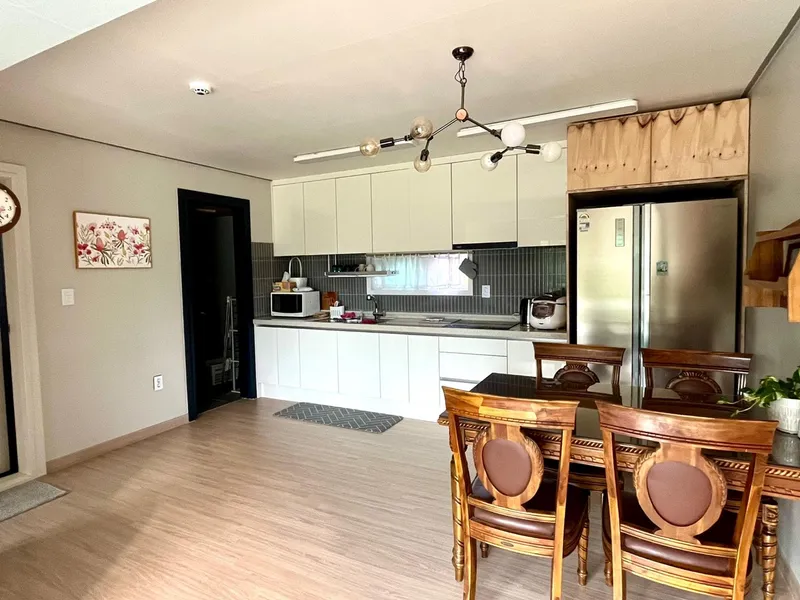 [Yangpyeong] River view and bicycle/walking path/fire pit pretty yard luxury one month living 1st floor 12