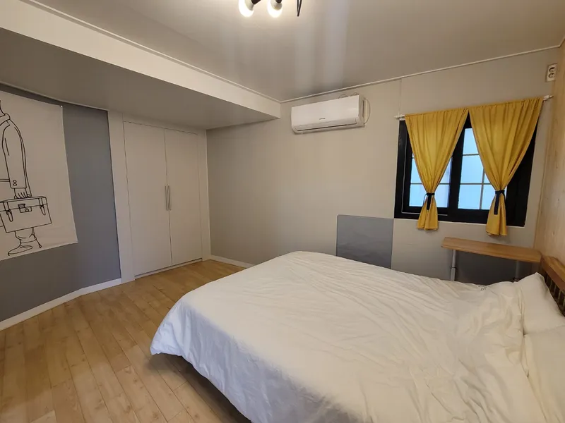 [Gujwa, Jeju][Jeju Gimnyeong] Yellow house next to Gimnyeong Cheonggulmul #Right in front of Gimnyeong sea 30