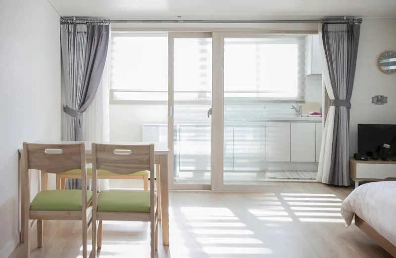 [Namwon, Seogwipo] One-room ocean view pension 202 located at the starting point of Olle Course 5 11