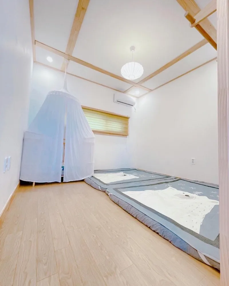 [Andeok, Seogwipo] #6 rooms #4 bathrooms #2 duplexes #2 playrooms Sanbangsan view private house 11