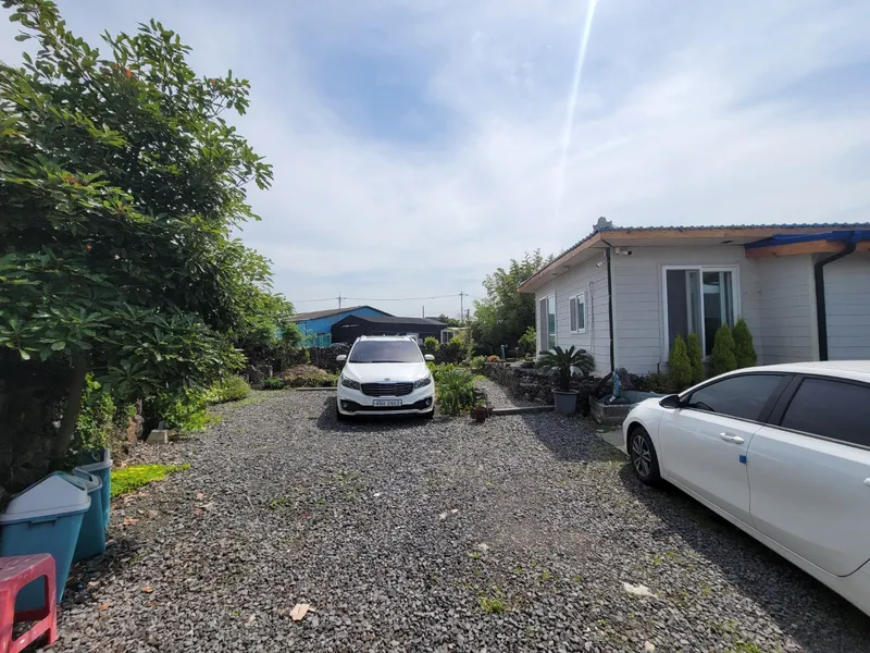 [Doryeon 2-dong, Jeju] Spacious Studio Room 102 with Stone Wall #5MinuteDriveFromSamyangBeach 11