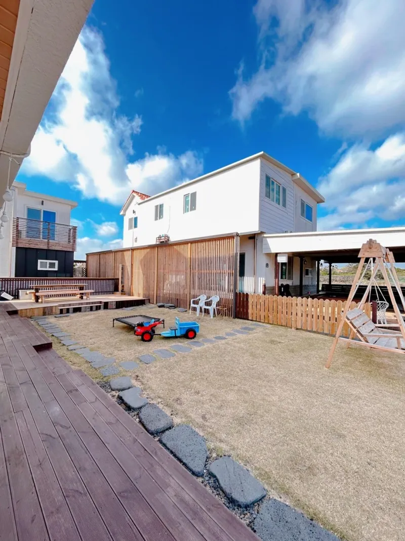 [Andeok, Seogwipo] #6 rooms #4 bathrooms #2 duplexes #2 playrooms Sanbangsan view private house 22