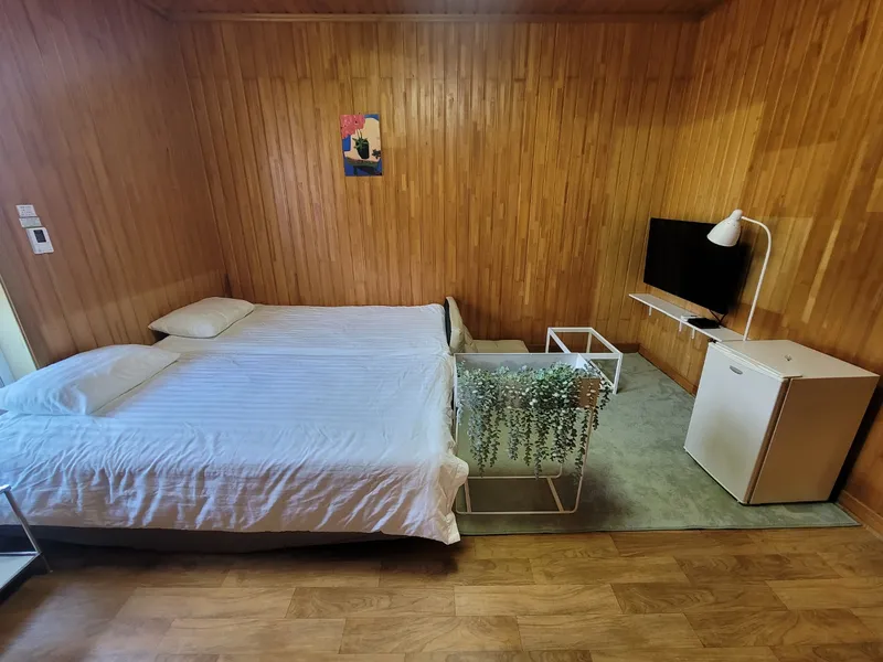 [Gujwa, Jeju] Bijarim/Pension One Room A-1 with many famous tourist attractions 9