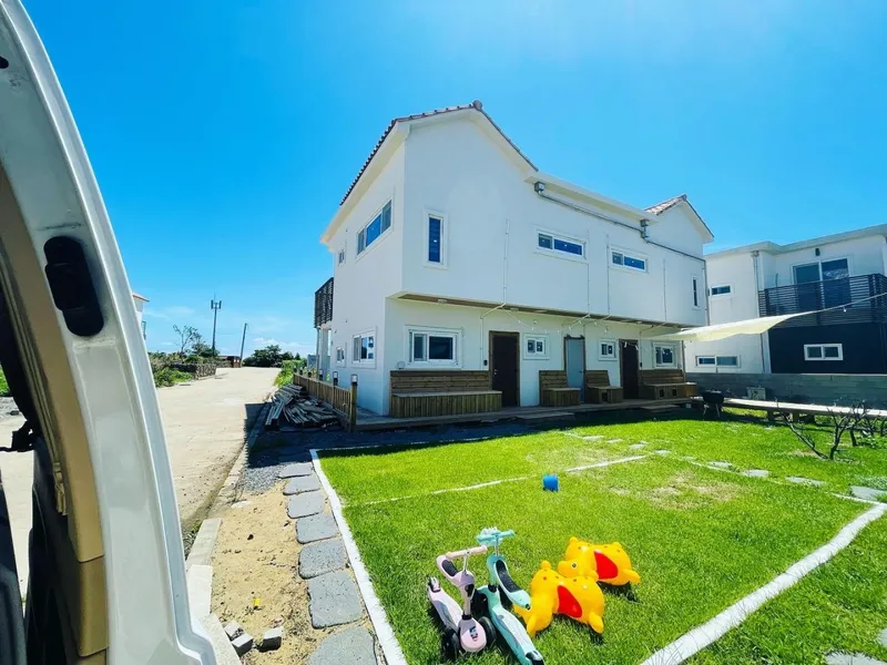 [Andeok, Seogwipo] #6 rooms #4 bathrooms #2 duplexes #2 playrooms Sanbangsan view private house 17