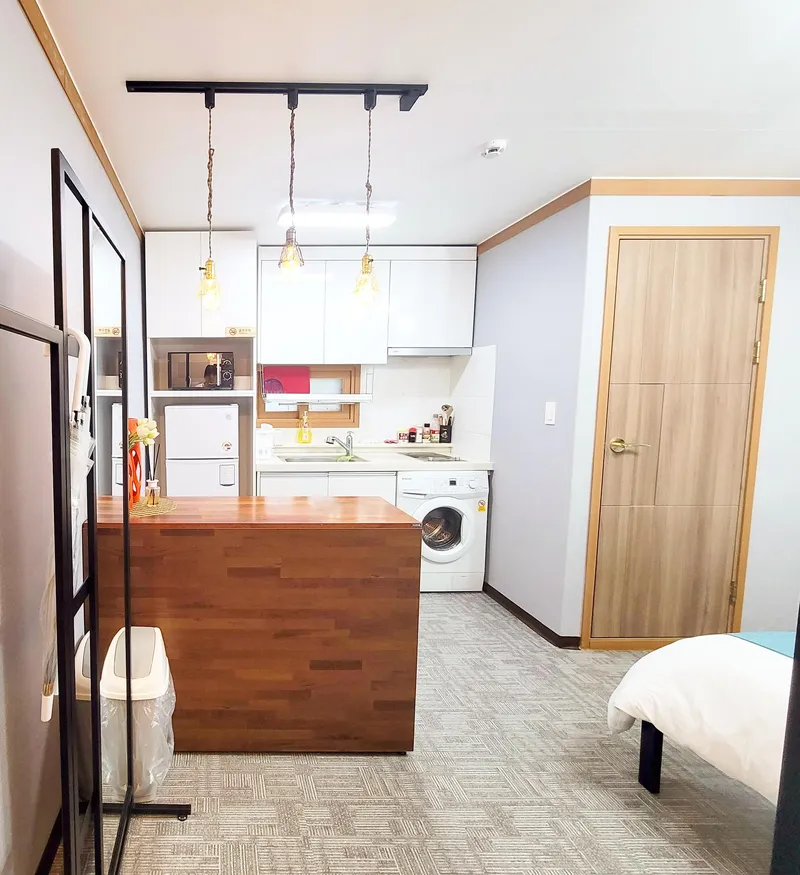 [Mapo, Seoul] Clean one-room apartment #203 near Mangwon Hangang-gil 12