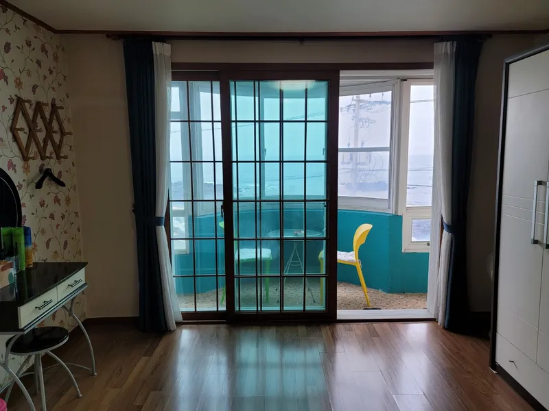 [Yongdam 3-dong, Jeju] One-room, 2-person pension Ocean View D within 10 minutes by car from Jeju Airport 5