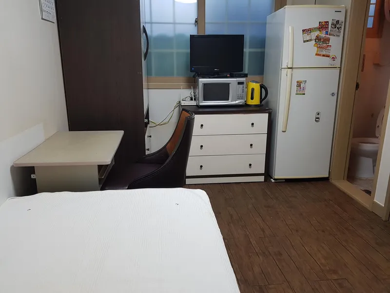 [Buk-gu, Busan] 7-minute walk from Sukdeung Station, 1st floor, one-room unit 5 10
