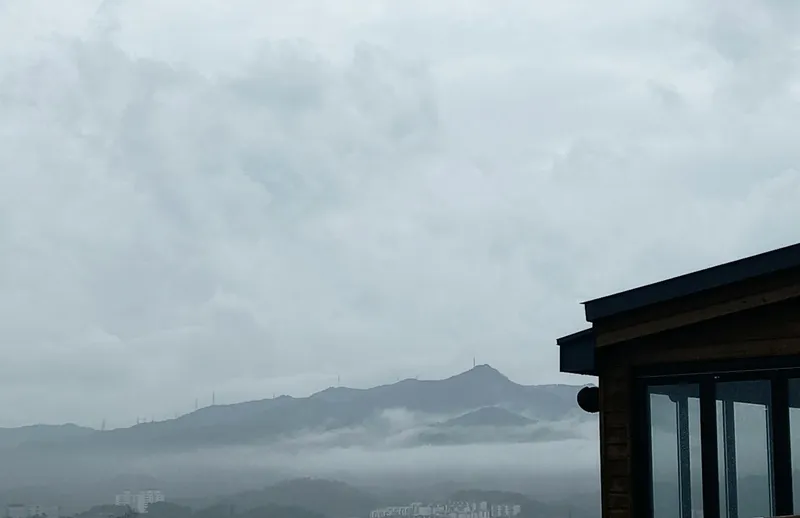[Donghae] Ocean view, Windy Hill, Spring Day is Gone filming location 46