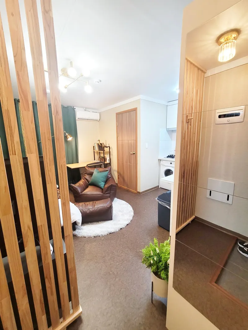 [Mapo, Seoul] Clean one-room apartment #302 near Mangwon Hangang-gil 7