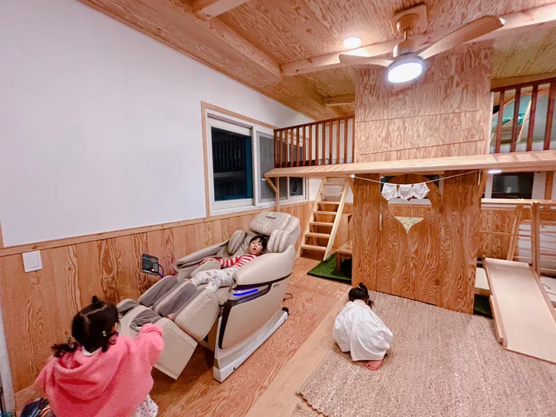 [Andeok, Seogwipo] #5 rooms #3 bathrooms #1 playroom Sanbangsan view large family house 34